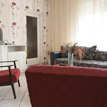 Irida Апартаменты *